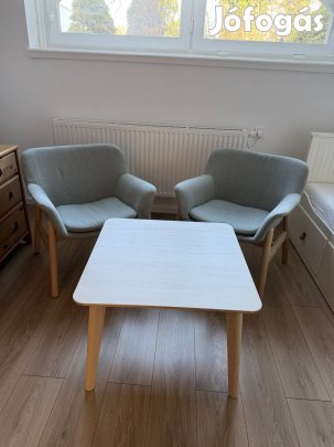 IKEA Vebdo székek Lisabo asztallal