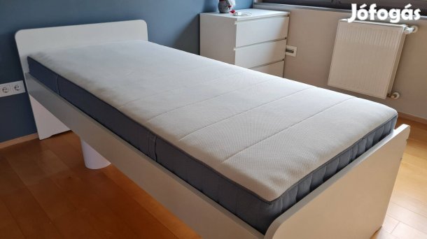 IKEA ágy ágyráccsal és matraccal egyben 90x200 cm (Slakt / Luröy)