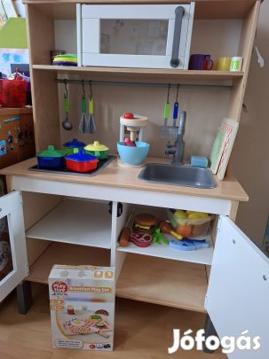 IKEA kiskonyha sok kiegészítővel