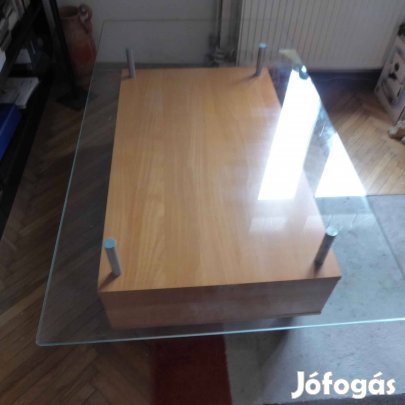 IKEA üveg/fa dohányzóasztal görgőkkel