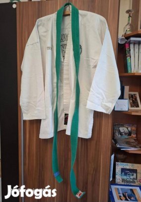 ITF Teakwondo Ruha kb S-M méret kiválló állapotban
