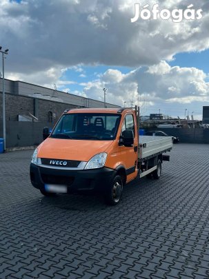 IVECO 35C15 Platós 3.0 L motor