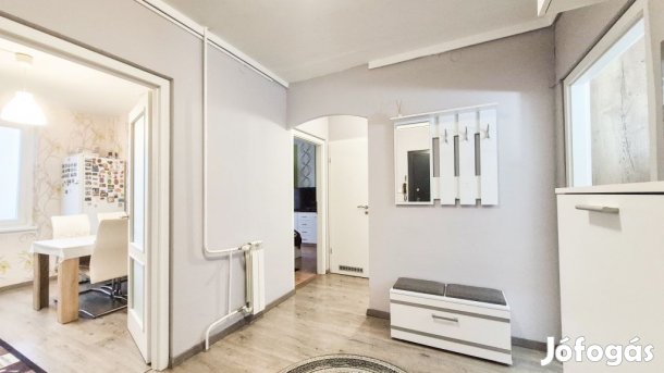 IV. Kerület, Megyeri út 204 utca, 54 m2-es, társasházi lakás, 2 szobás