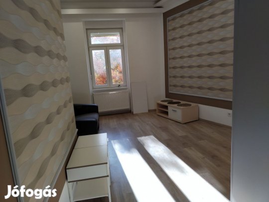 IX. Kerület, Mihálkovics utca, 91 m2-es, társasházi lakás, 3+1 szobás