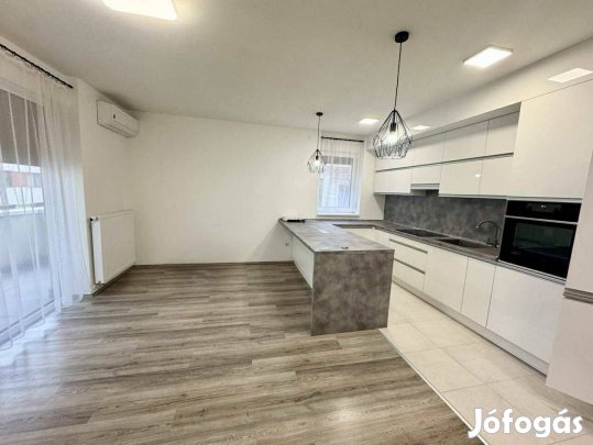 IX. kerületben a Balázs Béla utcában eladó lakás