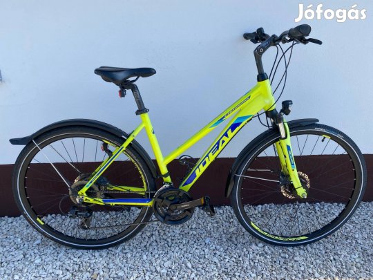 Ideal 28-as aluvázas agydinamós olaj tárcsafékes Trekking kerékpár