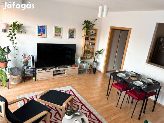 Ideális első otthon vagy befektetés a Baross utcában!