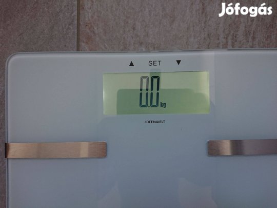 Ideen Welt fehér üveglapú testanalizáló személymérleg