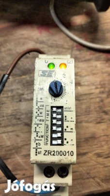 Időrelé sínre rakható