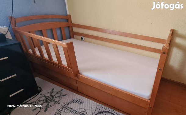 Ifjusági ágy tökéletes állapotban