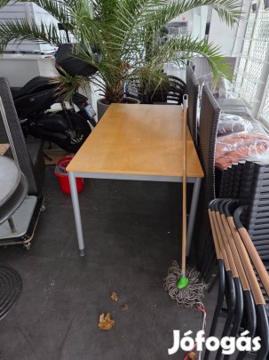 Ifjúsági ás bútor komplett megkímélt állapotban eladó