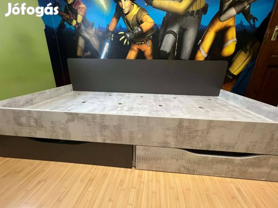 Ifjúsági bútor (gardrób és ágy)