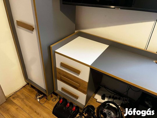 Ifjúsági bútorsor