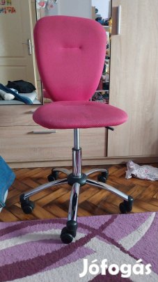 Ifjúsági forgószék jelképes áron