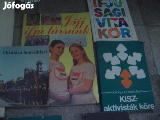 Ifjuságmozgalmi kiadványok 1989 előttiek (4 db)