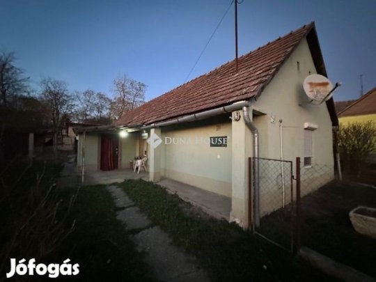 Igari 75 nm-es ház eladó