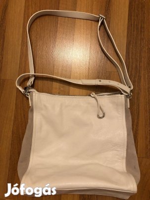Igazi bőr válltáska krém színű szürkés bézs oldal betéttel