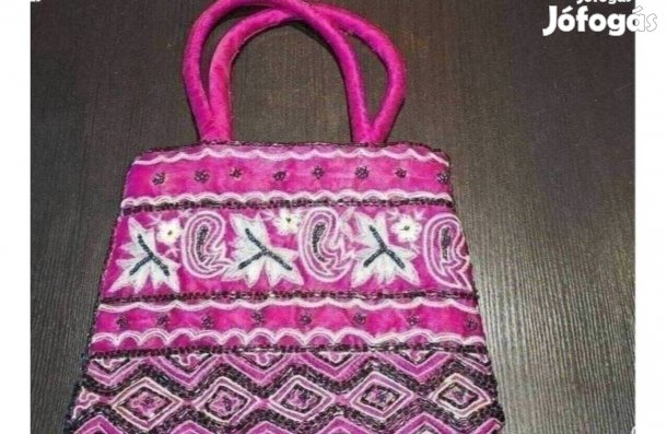 Igazi kézimunka kisebb füles kézitáska