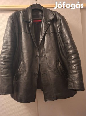 Igazi macho márkás bőrkabát
