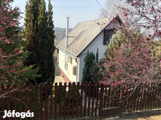 Igazi ritkaság a piacon megkímélt, szeretett kis ház 814 m telken