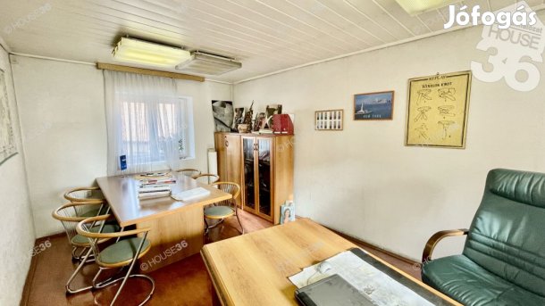 Igazi unikum eladó Kecskemét Belvárosában!