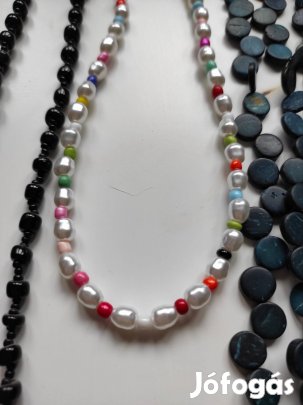 Igényes, csomag nyakbavaló