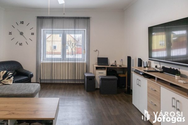 Igényes, felújított Családi ház, ide csak költözni kell