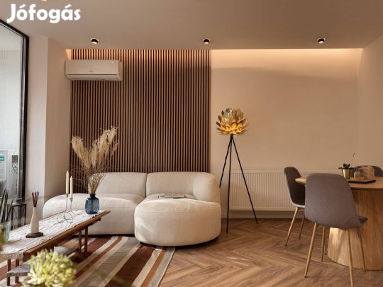 Igényesen felújított, egyedi tervezésű lakás Zöldmálon