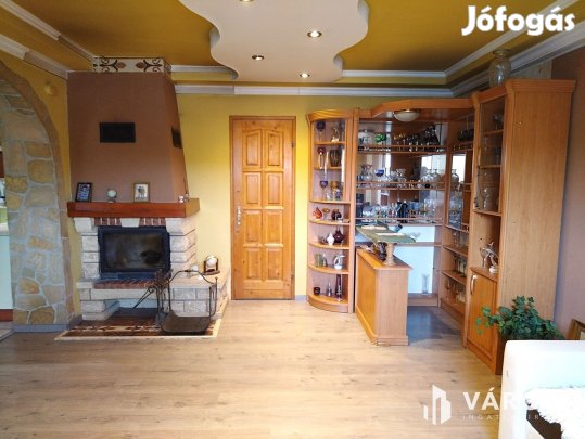 Igényesen felújított családi ház Salgótarjánban