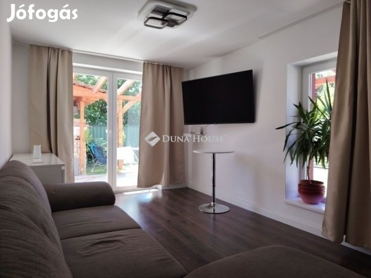 Igényesen felújított otthon saját kis kerttel