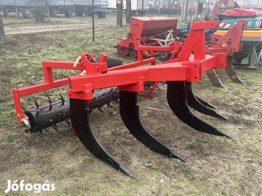 Ih 5 késes talajlazító tüskés hengerrel lazító