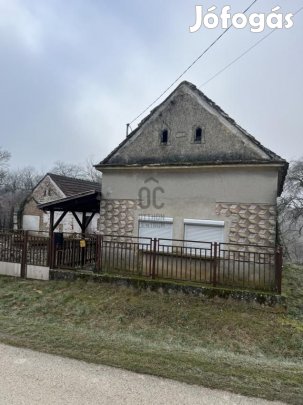 Iharosi eladó 45 nm-es ház