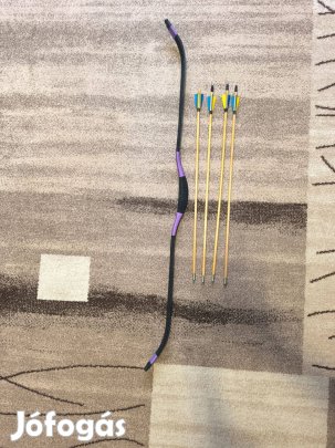 Íj + 4 db nyíl