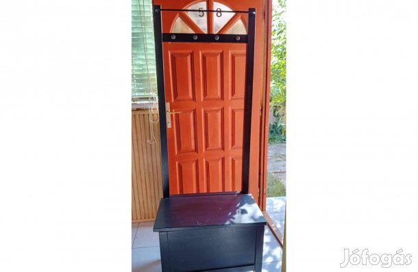 Ikea Hemnes pad, előszobába vagy fürdőbe