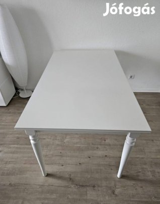 Ikea Ingatorp meghosszabbítható étkezőasztal 