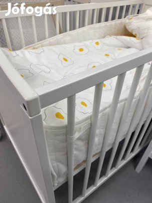 Ikea Smagora kiságy matraccal és polccal