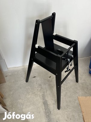 Ikea blames etetőszék tálcával