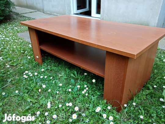 Ikea dohányzóasztal és kisasztal. 