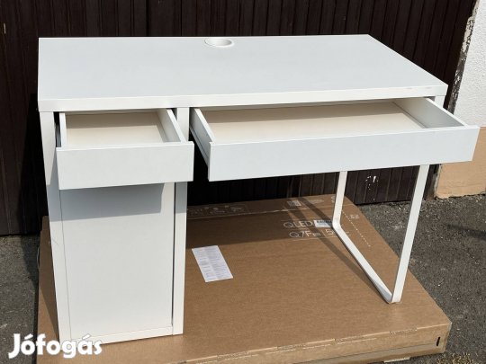 Ikea íróasztal