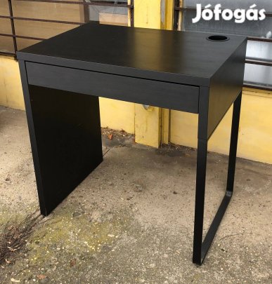 Ikea micke íróasztal