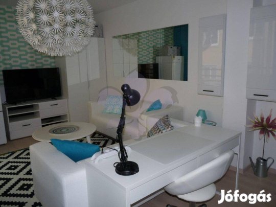Ikea stílusú lakás kiadó a belvárosban (Simonffy utca)