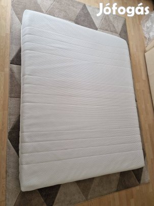 Ikeás matrac Arkehamn