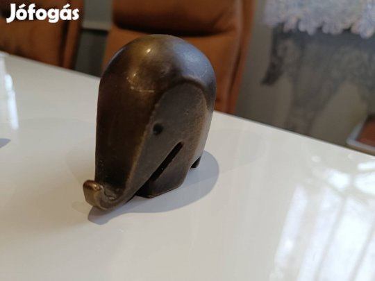 Ikonikus Drumbo Bronz Elefánt - Az 1970-es évek 