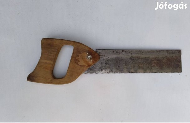 Illesztő (passzító) fűrész