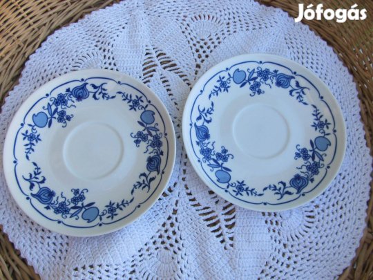 Ilmenau hagymamintás, porcelán alátét tányér pár
