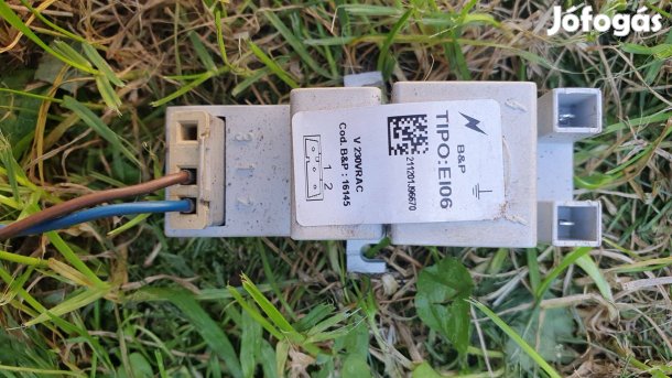 Immergas Vitrix 26 kondenzációs kazán gyújtótrafó Tipo: E106