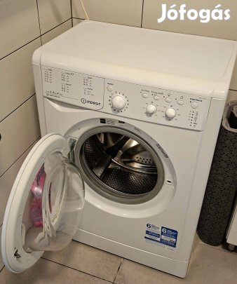 Indesit keskeny elöltöltős mosógép