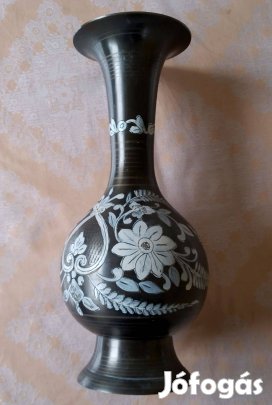 Indiai réz váza 20260322