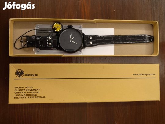 Infantry co fekete férfi karóra
