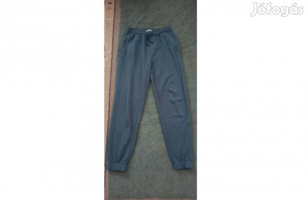 Ingyen elvihető 152-158 lány melegítő nadrág